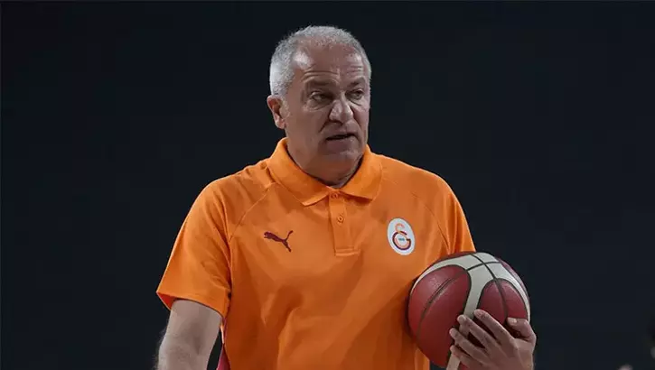 Galatasaray Kadın Basketbol Takımı Başantrenörü Ekrem Memnun: "Çok Büyük Hayallerimiz Var!"