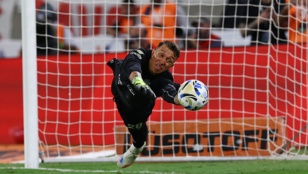 Muslera Arjantin’de tarih yazıyor: İkinci kez zirved