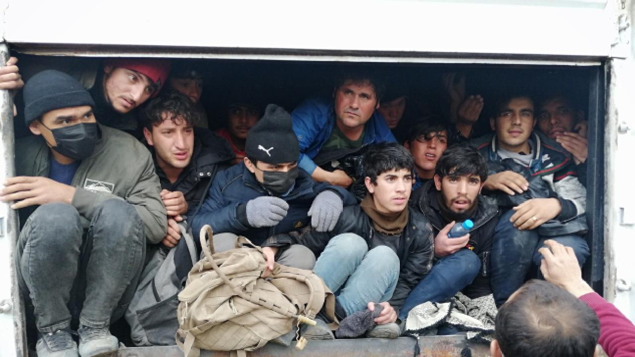 Göçmen kaçakçılarına göz açtırılmıyor: 81 ilde kapsamlı denetim
