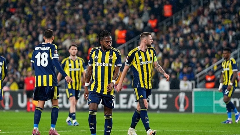 Kadıköy’de yenilgi var ama hedef tamam: Fenerbahçe ilk 24’ü cebine koydu