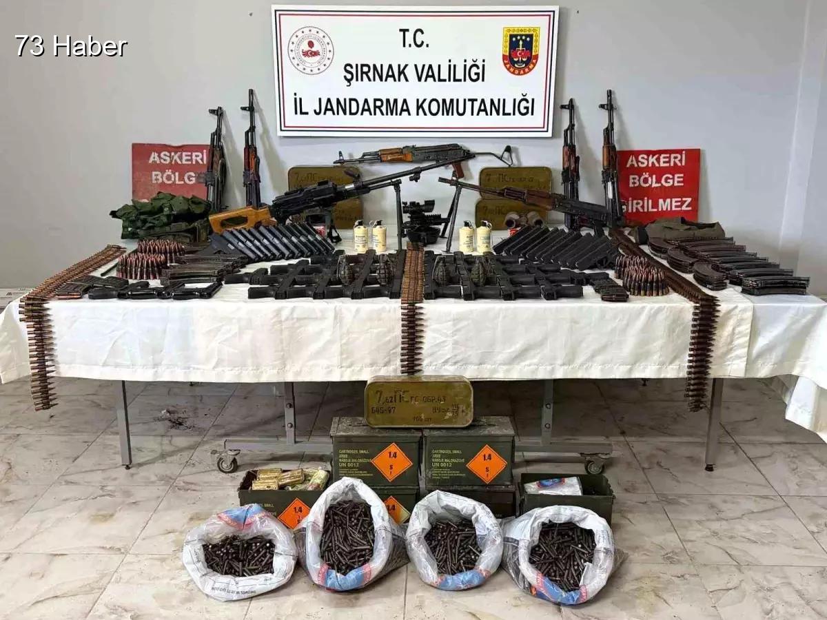 Şırnak'ın Silopi ilçesinde Silopi&amp;apos;de cephanelik ele geçirildi: 6 tutuklama