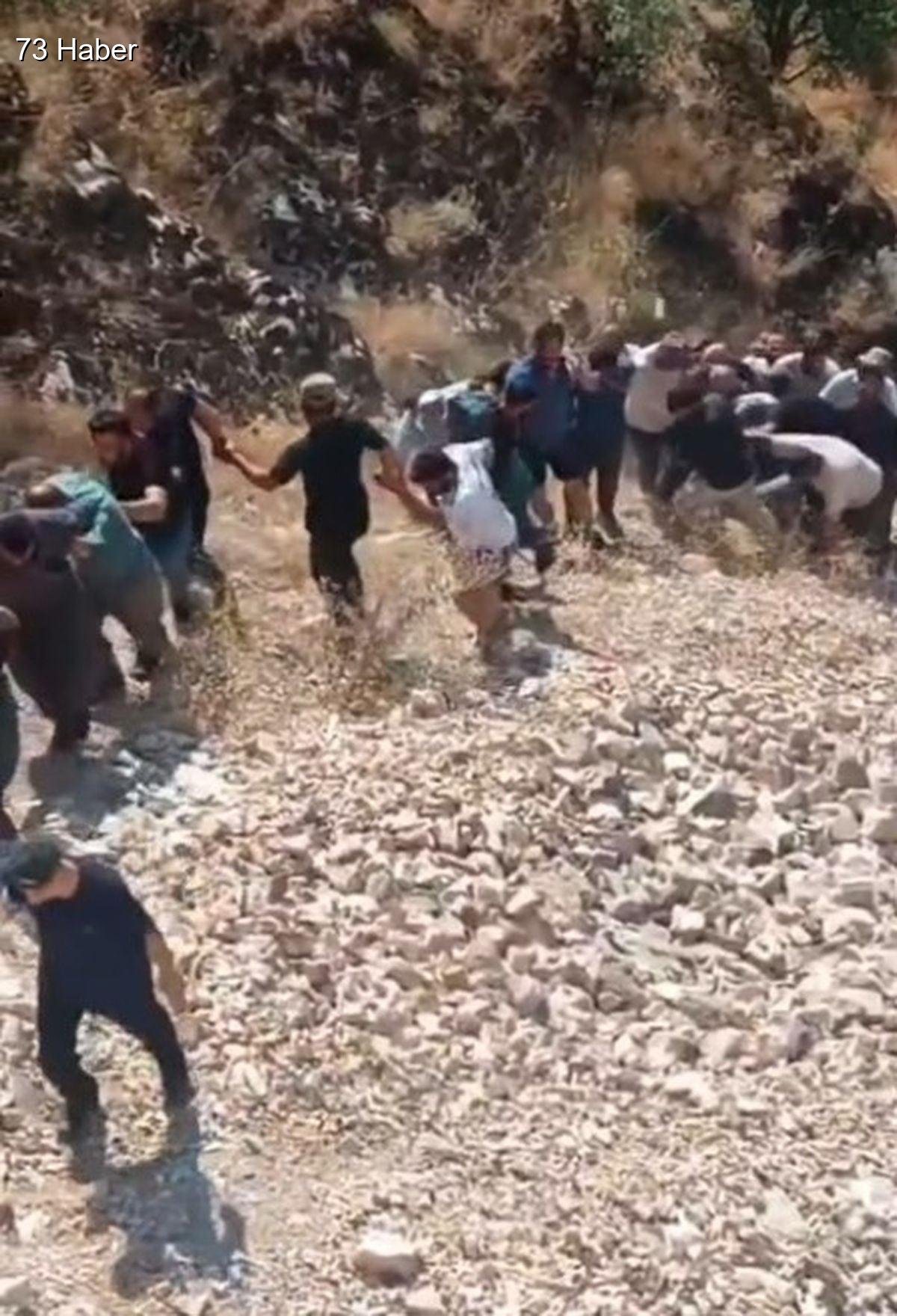 Şırnak'ın Beytüşşebap ilçesinde Habur Çayı&amp;apos;nda kaybolan Erkan&amp;apos;ın 9&amp;apos;uncu günde cansız...