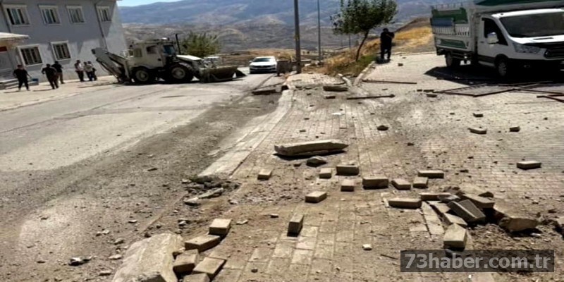 Şırnak'ta Zırhlı Araçtan Kaza: Transit Araç Hasar Gördü