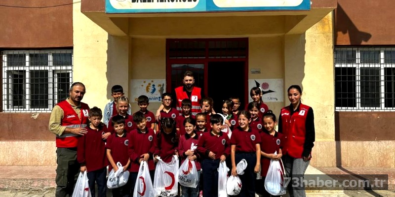 Kızılay'dan Uludereli Öğrencilere Mutlu Sürpriz