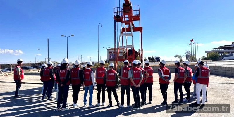 Şırnaklı Mühendisler Petrolle Tanıştı