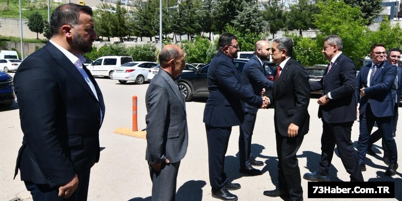 Şırnak Valisi Personelle Bayramlaştı