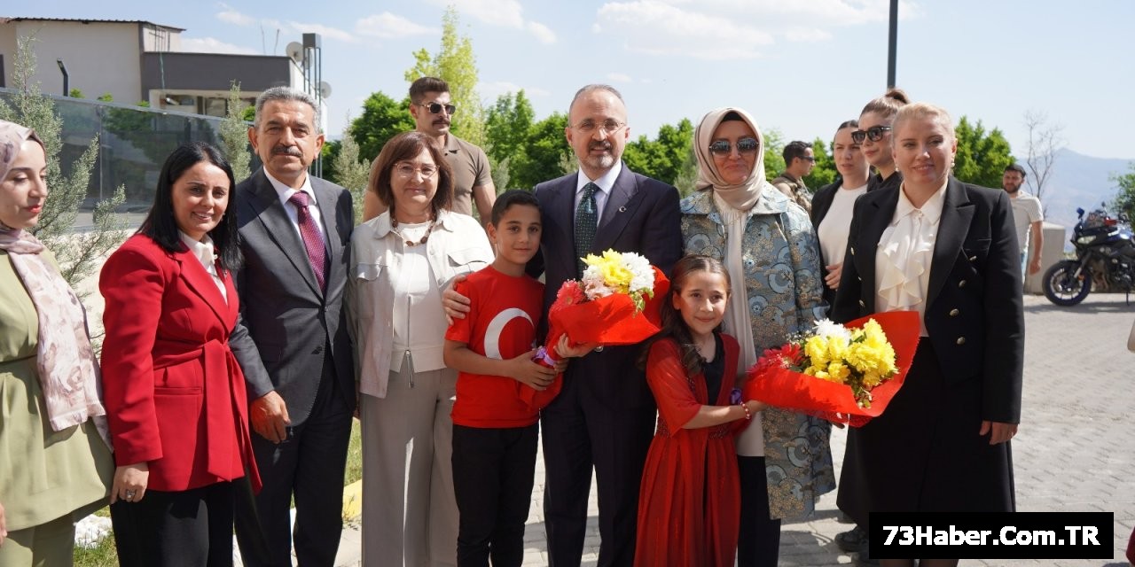 "Türkiye Terörden Arınıyor"