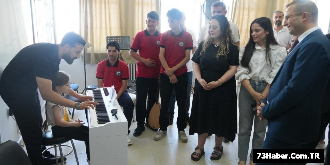 Cizre'de Müzik Atölyesi Açıldı