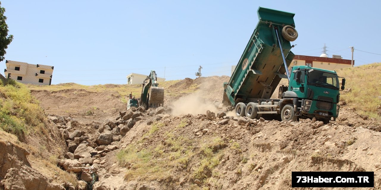 Cizre'de Dere Yatakları GüçLENiyor