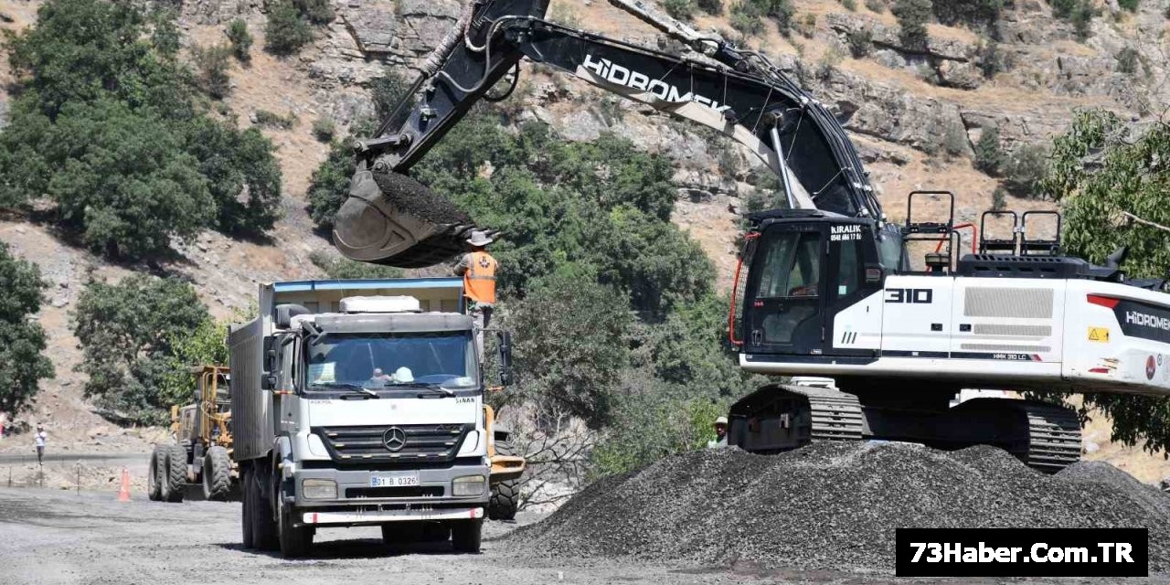 Şırnak'ta Rekor Yol!